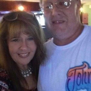 Meet your Posher, Deena